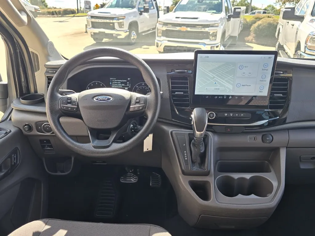 Ford Transit-350 photo 39