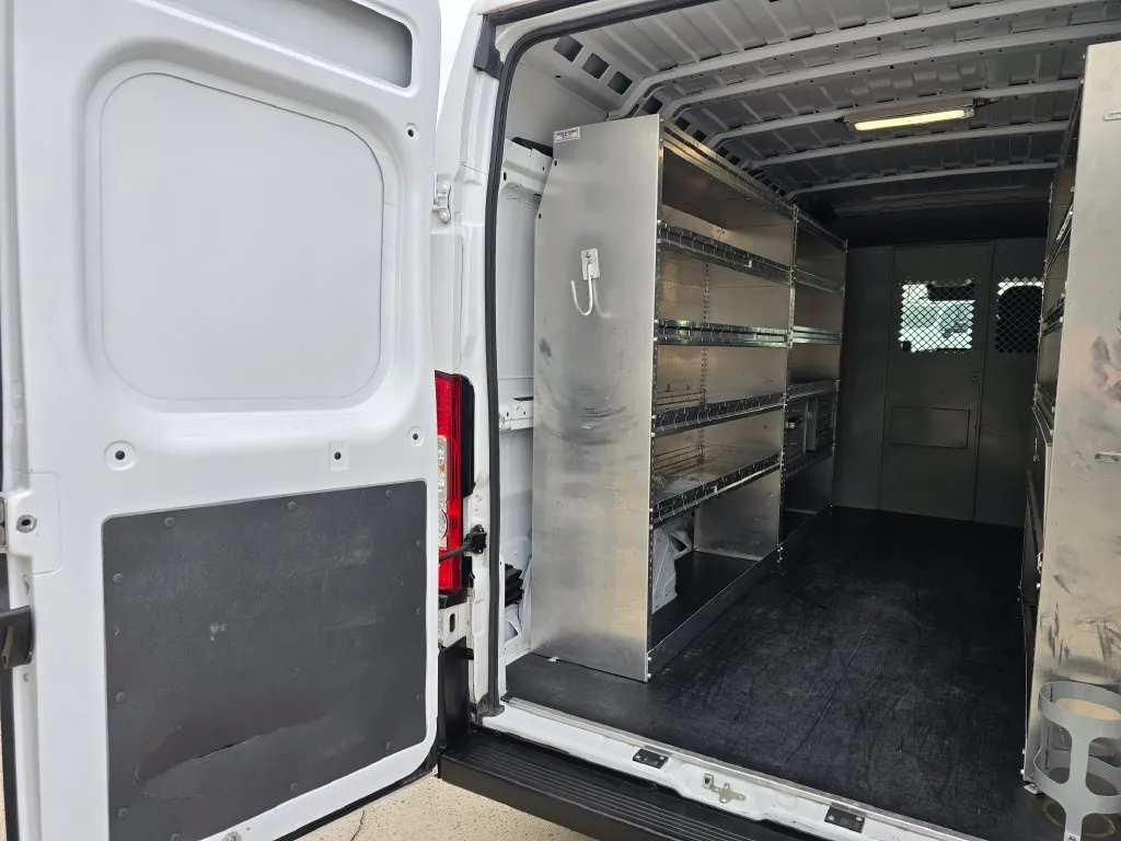 Ram ProMaster 2500 photo 13