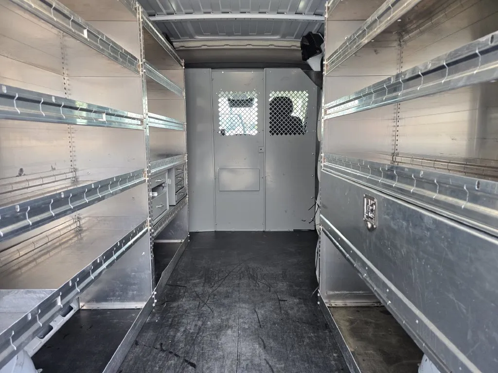 Ram ProMaster 2500 photo 17