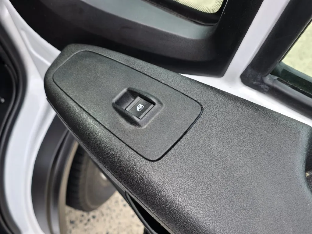 Ram ProMaster 2500 photo 25