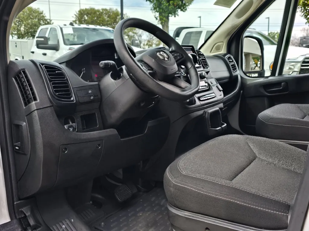 Ram ProMaster 2500 photo 26