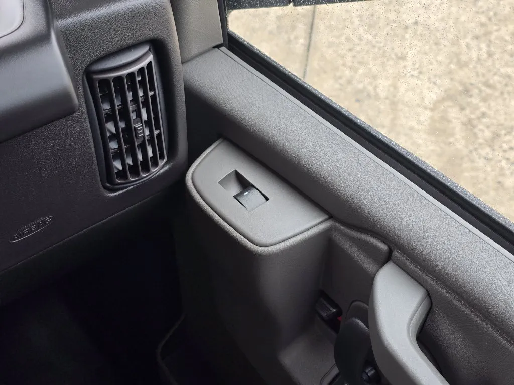 Chevrolet Express photo 33