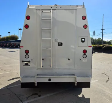 More photos of 2021 Chevrolet Silverado 6500 HD Enclosed Service Body at Carolina Auto Warehouse, NC
