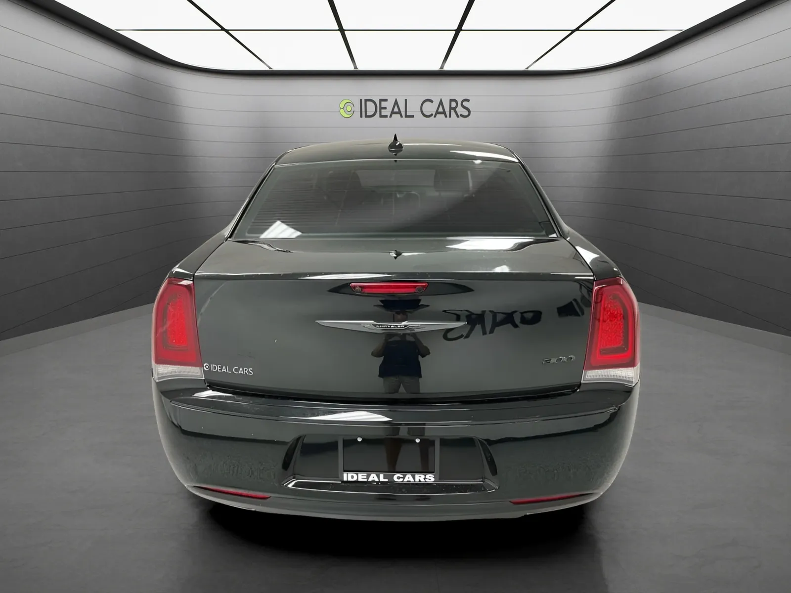2022 Chrysler 300 Touring - Photo 6