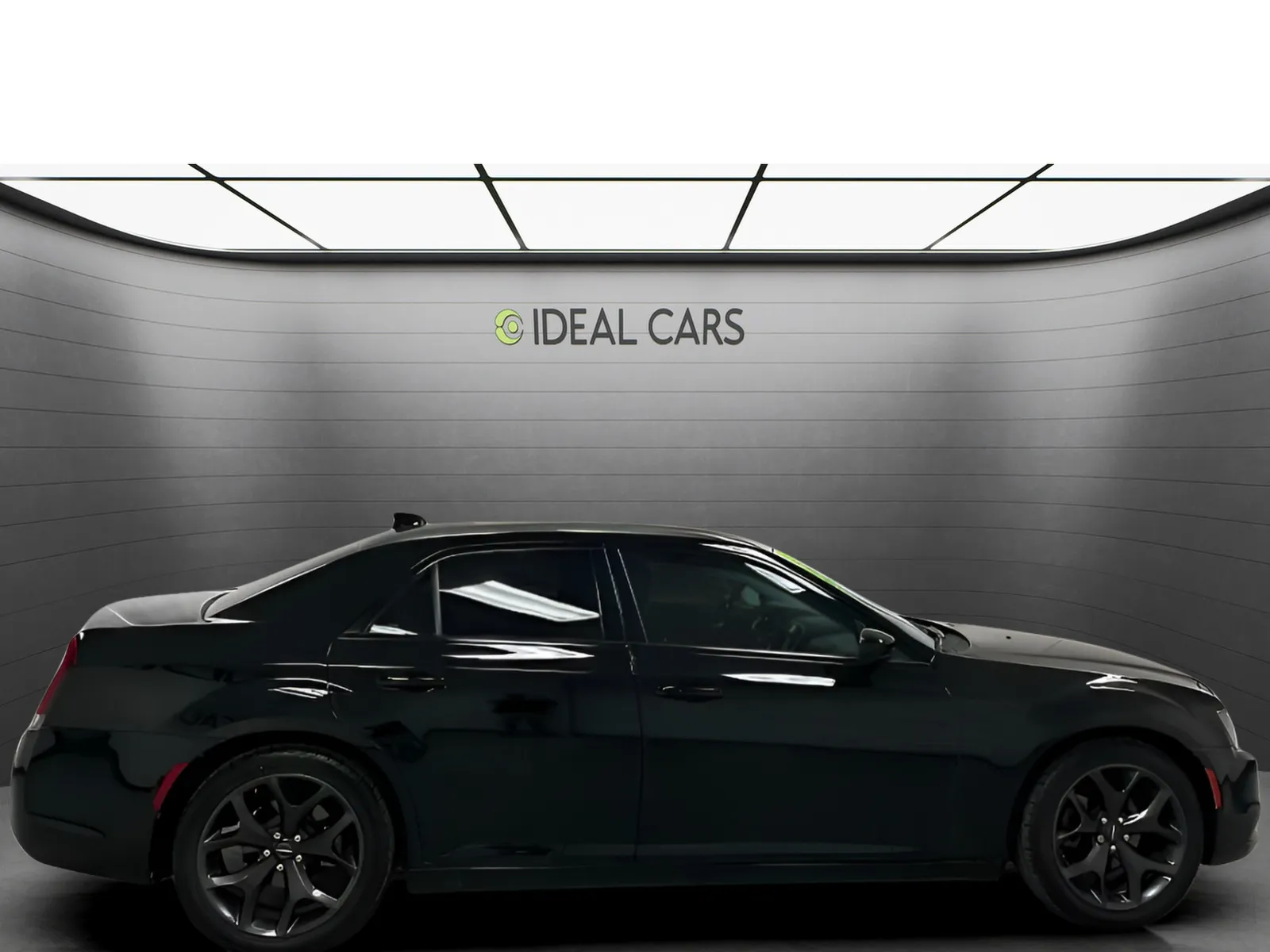 2022 Chrysler 300 Touring - Photo 4