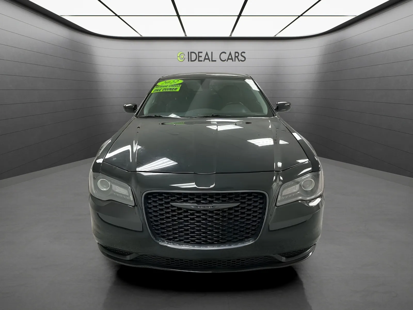2022 Chrysler 300 Touring - Photo 2