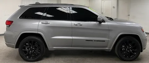 More photos of 2020 Jeep Grand Cherokee Altitude at Ideal Cars - East Mesa (Hill), AZ