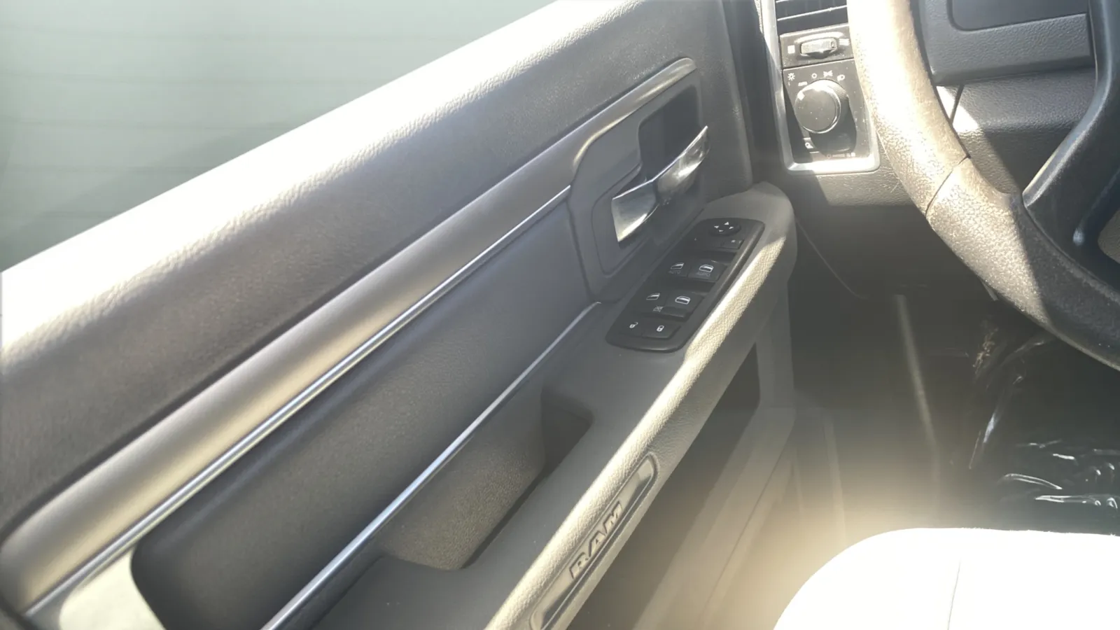 2020 RAM Ram 1500 Classic SLT - Photo 15
