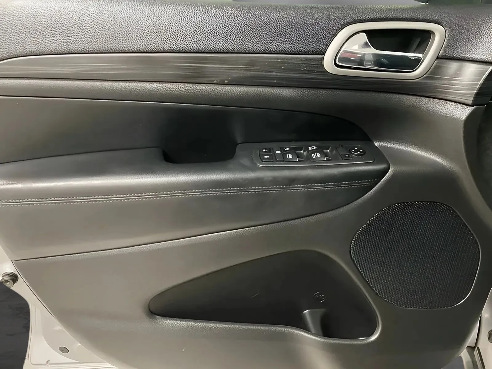 2021 Jeep Grand Cherokee Laredo E - Photo 9