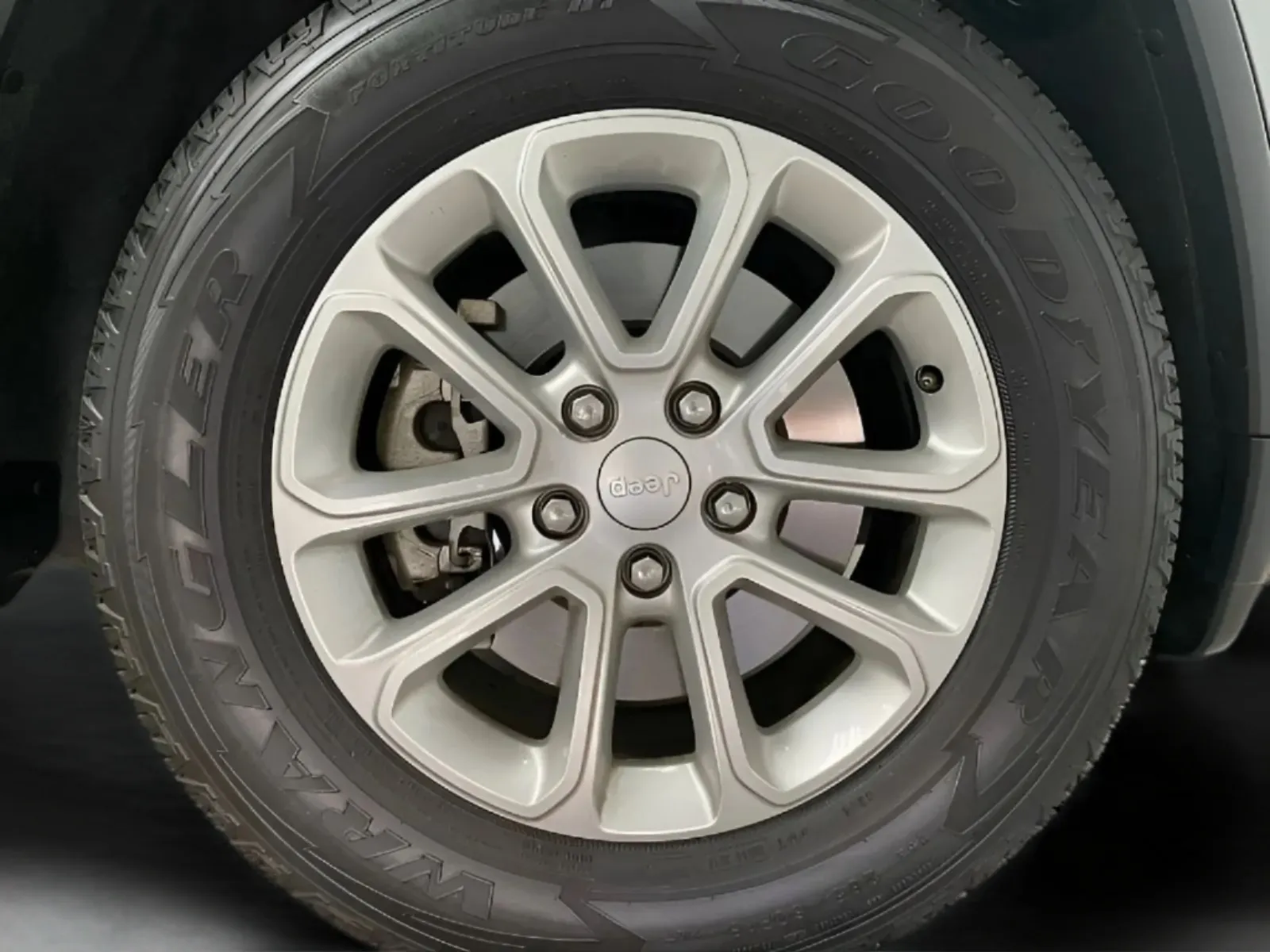 2021 Jeep Grand Cherokee Laredo E - Photo 28