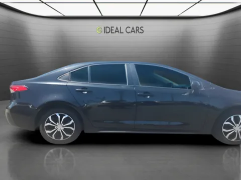 More photos of 2021 Toyota Corolla LE at Ideal Cars - East Mesa (Hill), AZ
