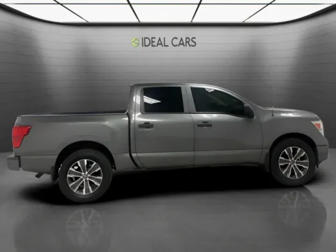 More photos of 2017 Nissan Titan 4WD S at Ideal Cars - East Mesa (Hill), AZ