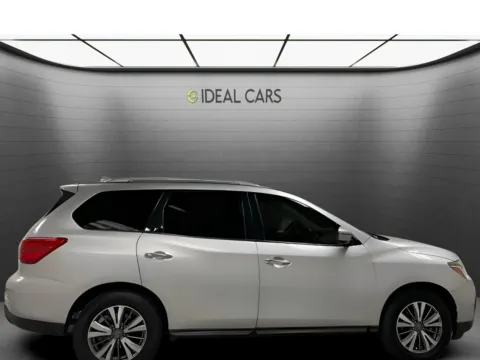 More photos of 2020 Nissan Pathfinder SV at Ideal Cars - East Mesa (Hill), AZ