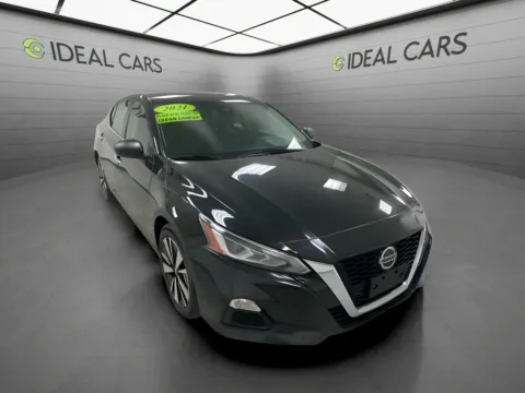 Another view of 2021 Nissan Altima 2.5 SV for sale in Mesa, AZ at Ideal Cars - East Mesa (Hill)