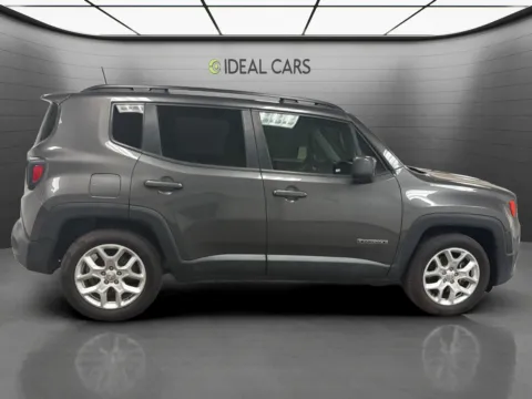 More photos of 2018 Jeep Renegade Latitude at Ideal Cars - East Mesa (Hill), AZ