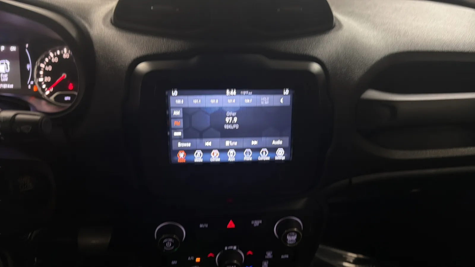 2018 Jeep Renegade Latitude - Photo 14
