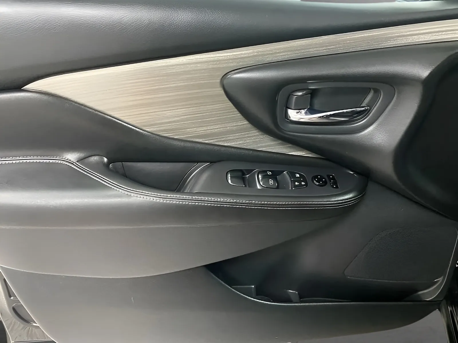 2018 Nissan Murano SV - Photo 9