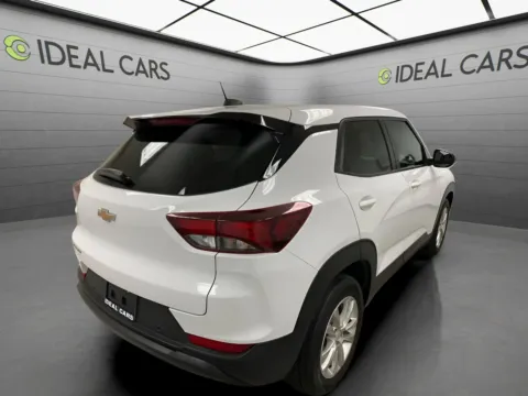 More photos of 2021 Chevrolet Trailblazer LS at Ideal Cars - East Mesa (Hill), AZ