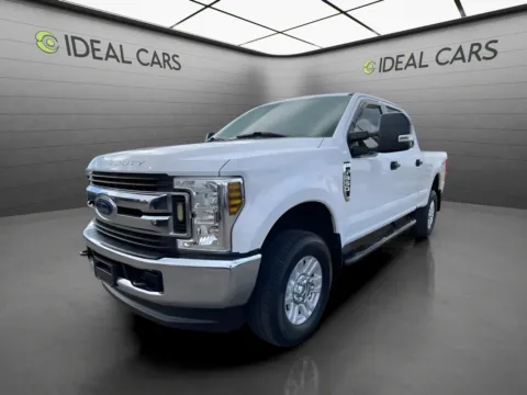 White 2019 Ford Super Duty F-350 4WD XLT for sale in Mesa, AZ