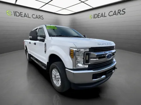Another view of 2019 Ford Super Duty F-350 4WD XLT for sale in Mesa, AZ at Ideal Cars - East Mesa (Hill)