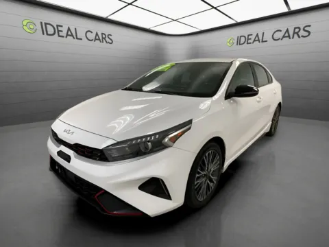 White 2023 Kia Forte LXS for sale in Mesa, AZ