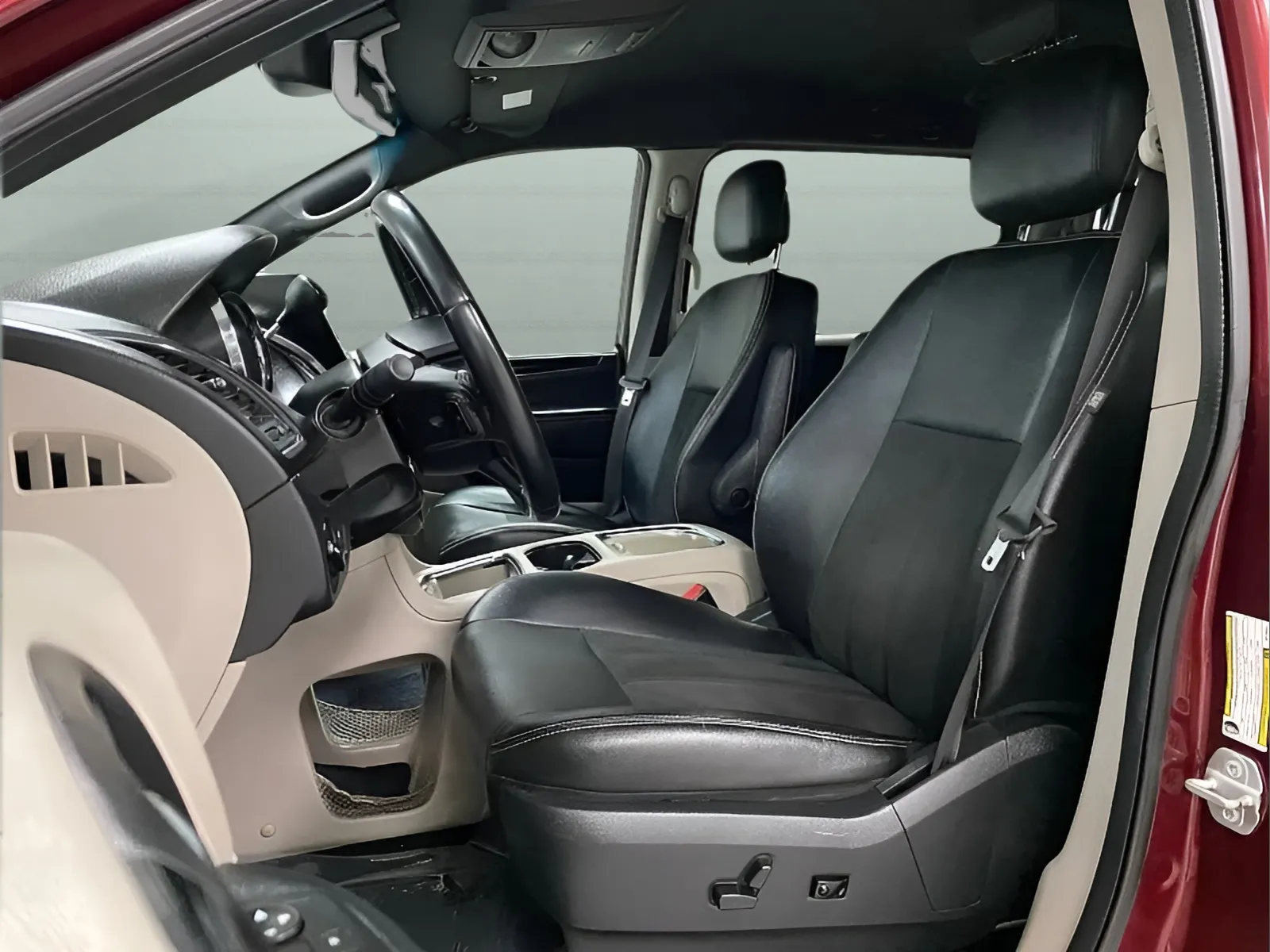 2019 Dodge Grand Caravan SXT - Photo 10