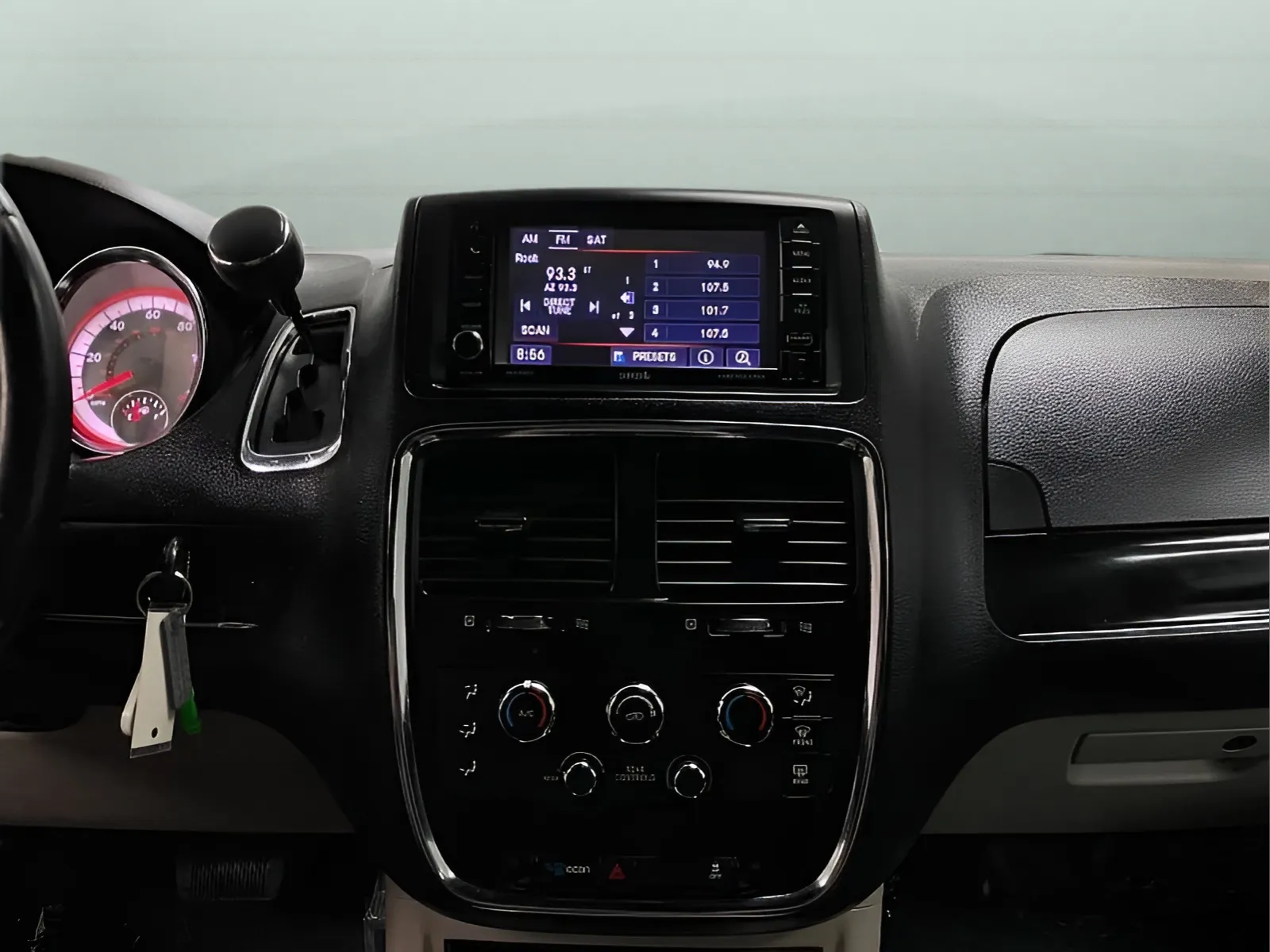 2019 Dodge Grand Caravan SXT - Photo 19