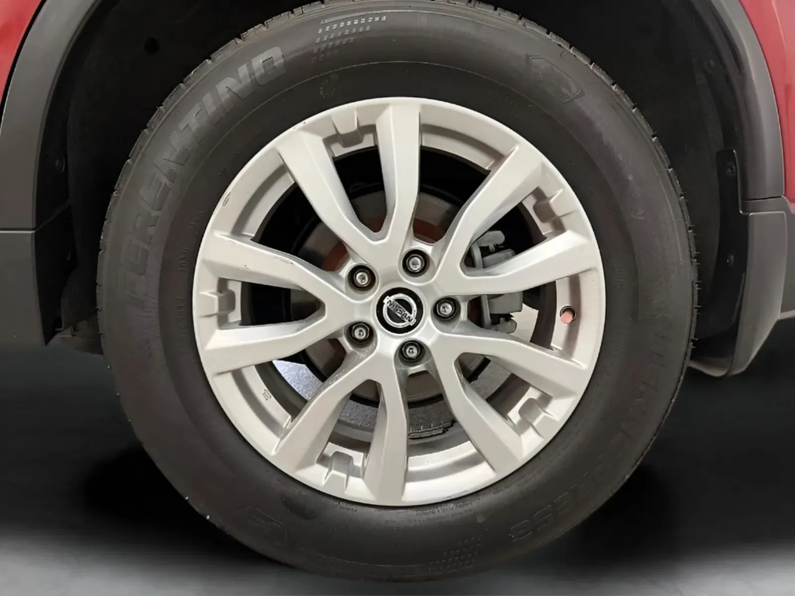 2018 Nissan Rogue SV - Photo 25