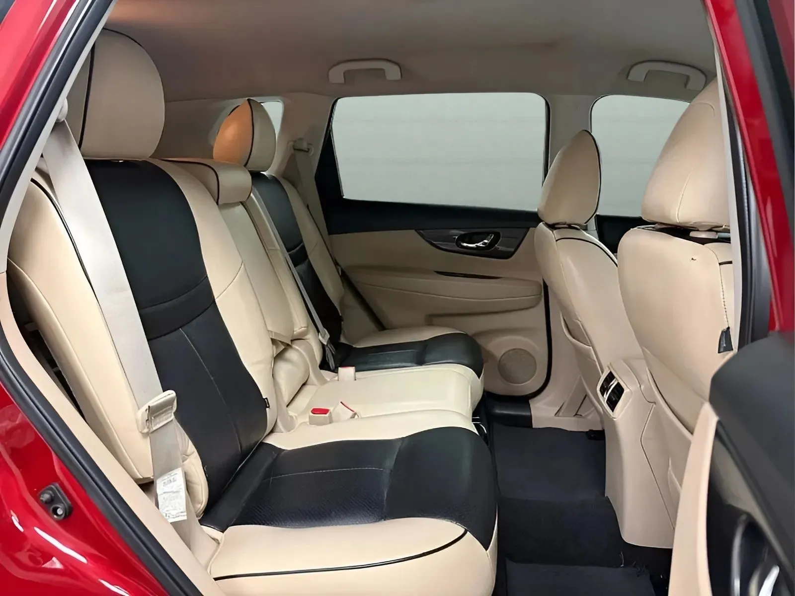 2018 Nissan Rogue SV - Photo 13