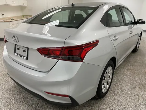 More photos of 2020 Hyundai Accent SE at Ideal Cars - East Mesa (Hill), AZ