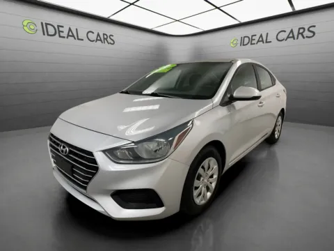 Silver 2020 Hyundai Accent SE for sale in Mesa, AZ