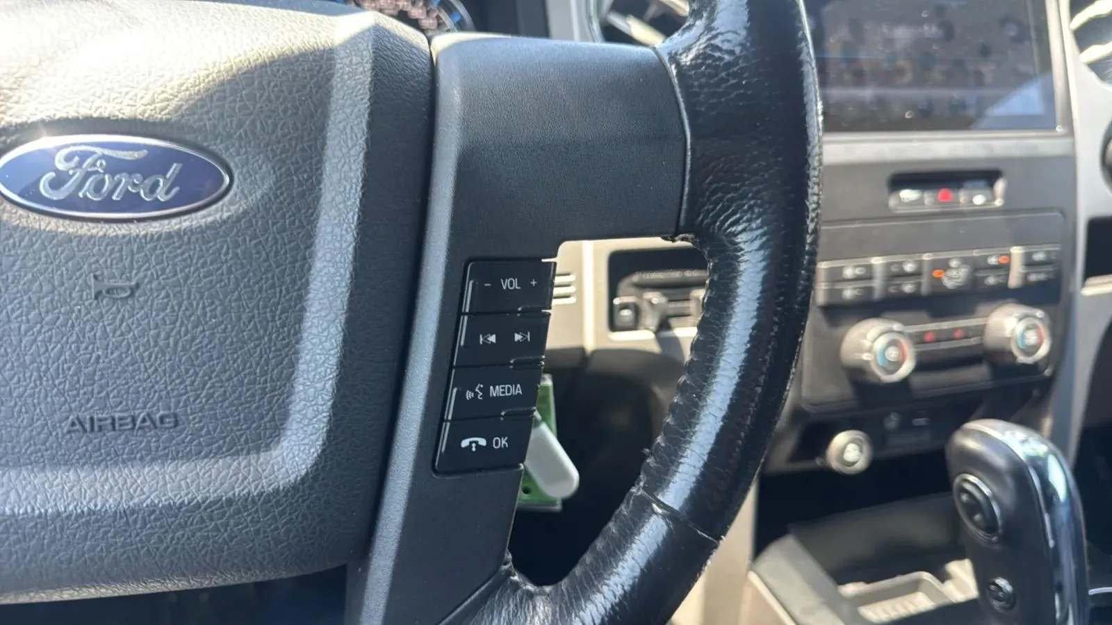 2011 Ford F-150 XLT - Photo 19