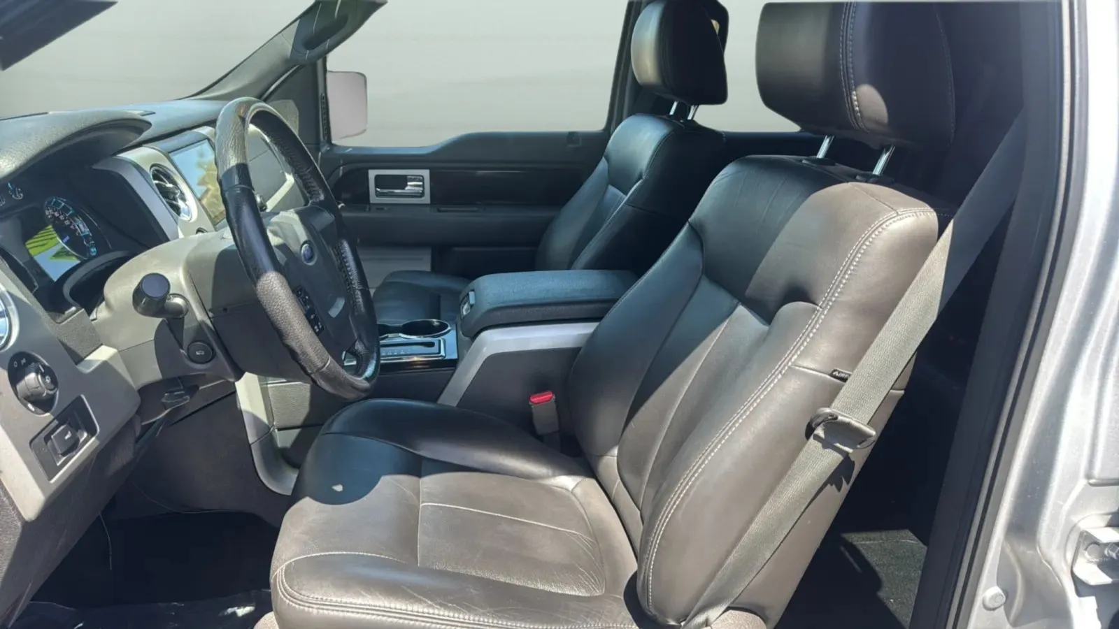 2011 Ford F-150 XLT - Photo 25