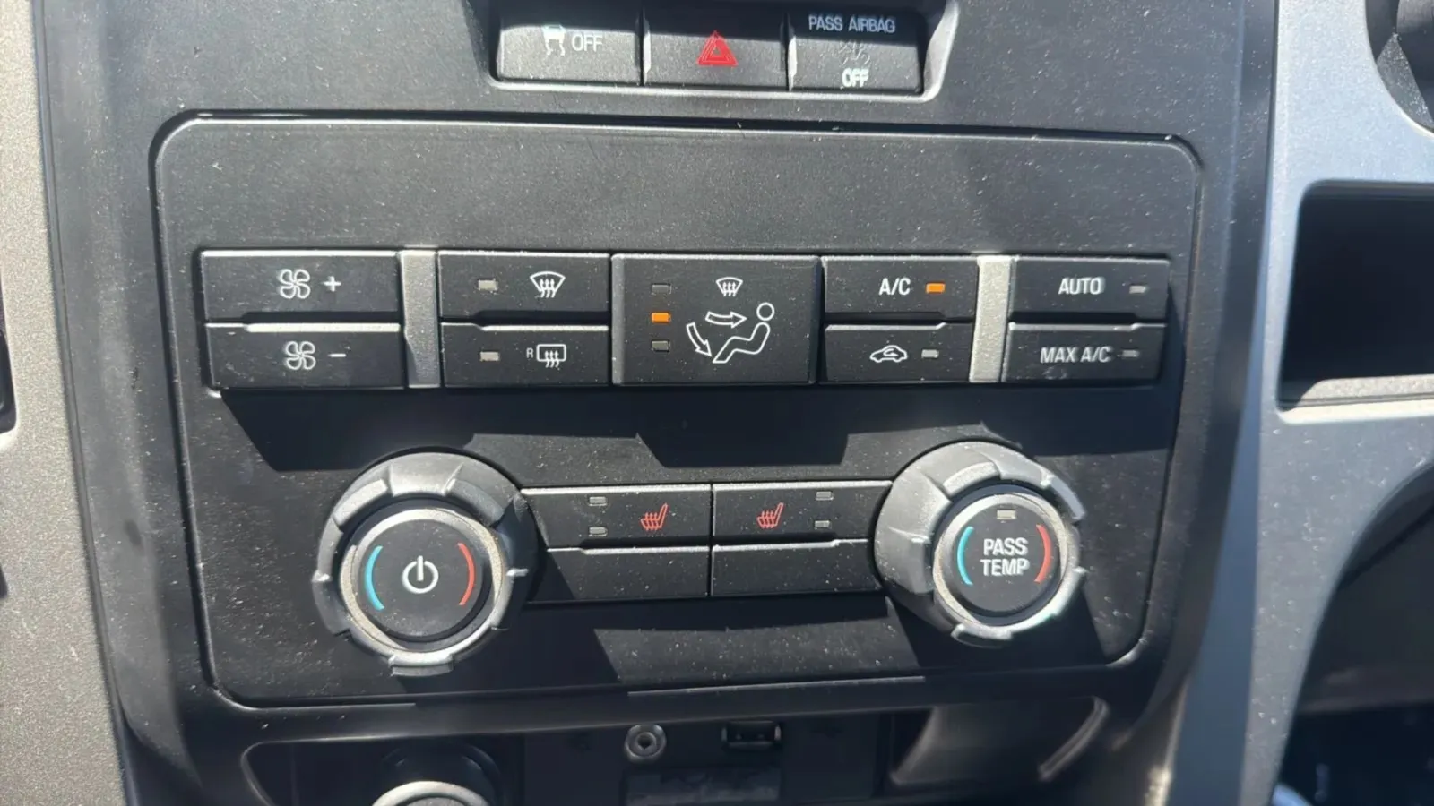 2011 Ford F-150 XLT - Photo 23