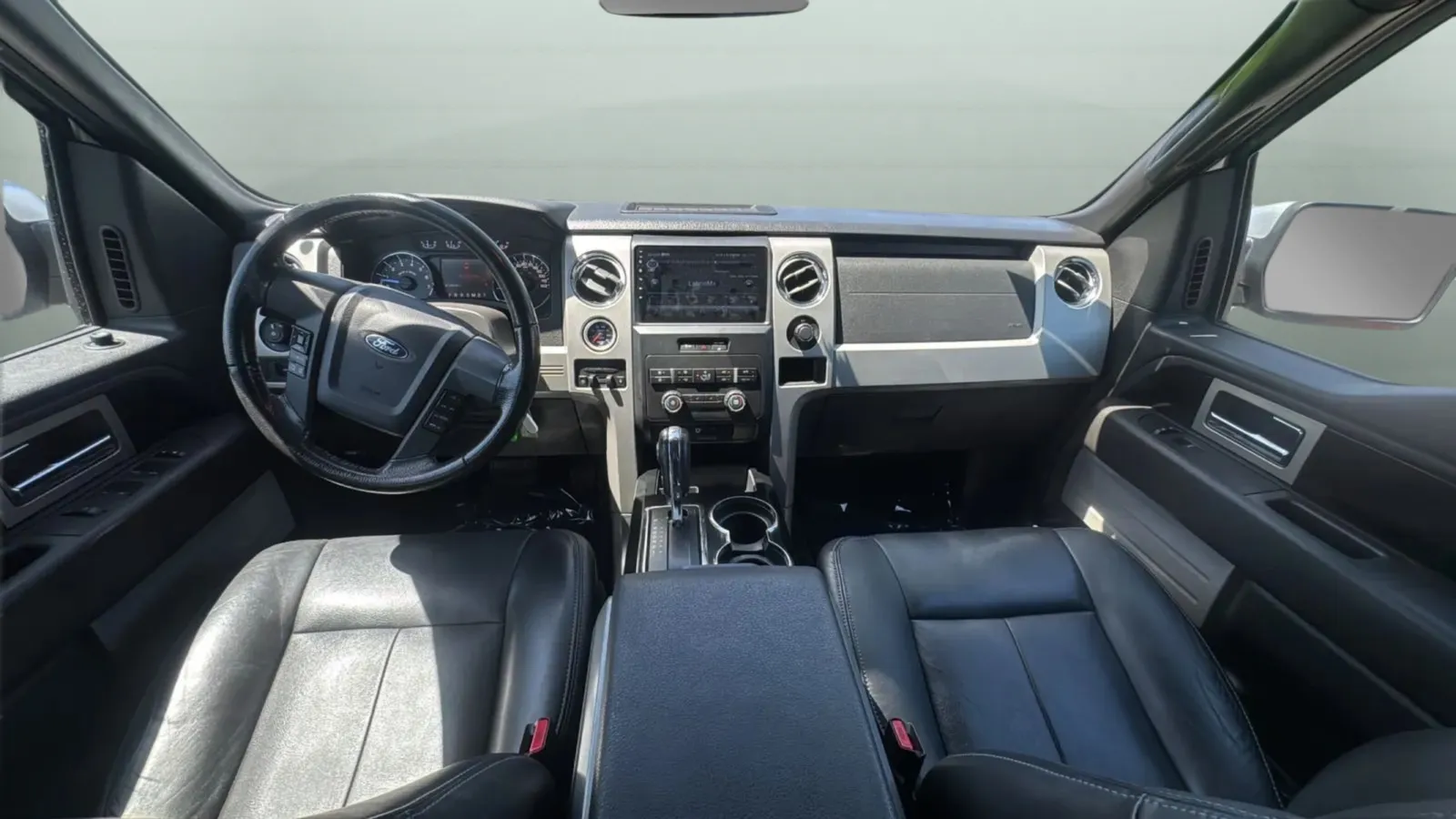 2011 Ford F-150 XLT - Photo 11