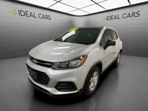 Silver 2020 Chevrolet Trax 4d SUV FWD LS for sale in Mesa, AZ