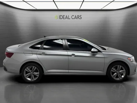 More photos of 2022 Volkswagen Jetta SE Auto at Ideal Cars - East Mesa (Hill), AZ