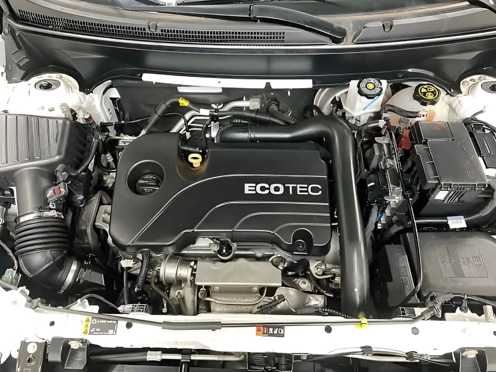 2021 Chevrolet Equinox LT - Photo 14