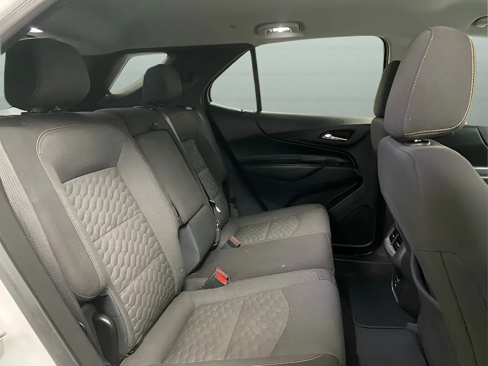 2021 Chevrolet Equinox LT - Photo 12
