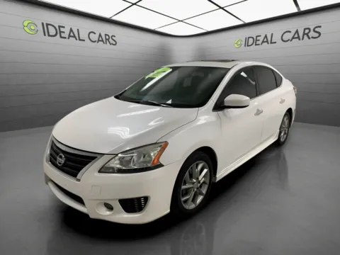 White 2013 Nissan Sentra 4d Sedan SR for sale in Mesa, AZ