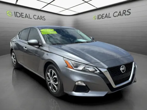More photos of 2022 Nissan Altima 2.5 S at Ideal Cars - East Mesa (Hill), AZ
