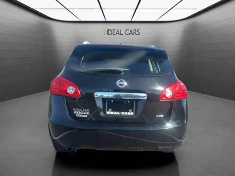 More photos of 2014 Nissan Rogue Select S at Ideal Cars - East Mesa (Hill), AZ