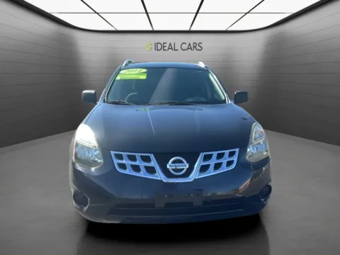 Black 2014 Nissan Rogue Select S for sale in Mesa, AZ