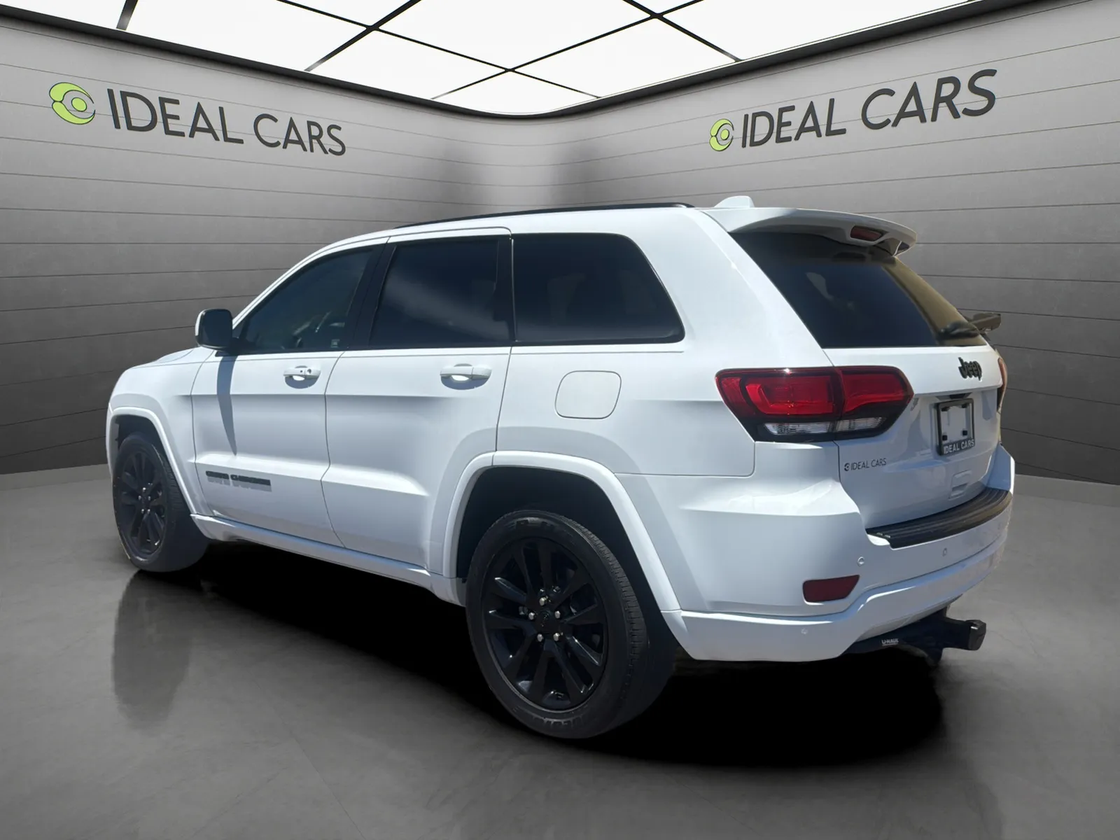 2018 Jeep Grand Cherokee Altitude - Photo 7