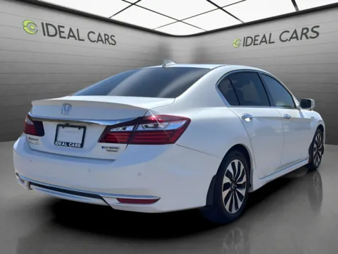 More photos of 2017 Honda Accord Hybrid Touring at Ideal Cars - East Mesa (Hill), AZ