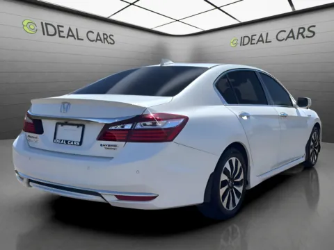 More photos of 2017 Honda Accord Hybrid Touring at Ideal Cars - East Mesa (Hill), AZ