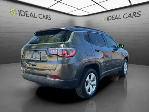 More photos of 2018 Jeep Compass Latitude at Ideal Cars - East Mesa (Hill), AZ
