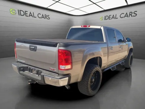 More photos of 2007 GMC Sierra 1500 SLE1 at Ideal Cars - East Mesa (Hill), AZ