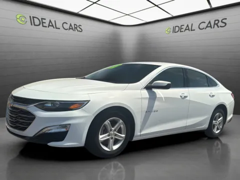 White 2025 Chevrolet Malibu LS for sale in Mesa, AZ