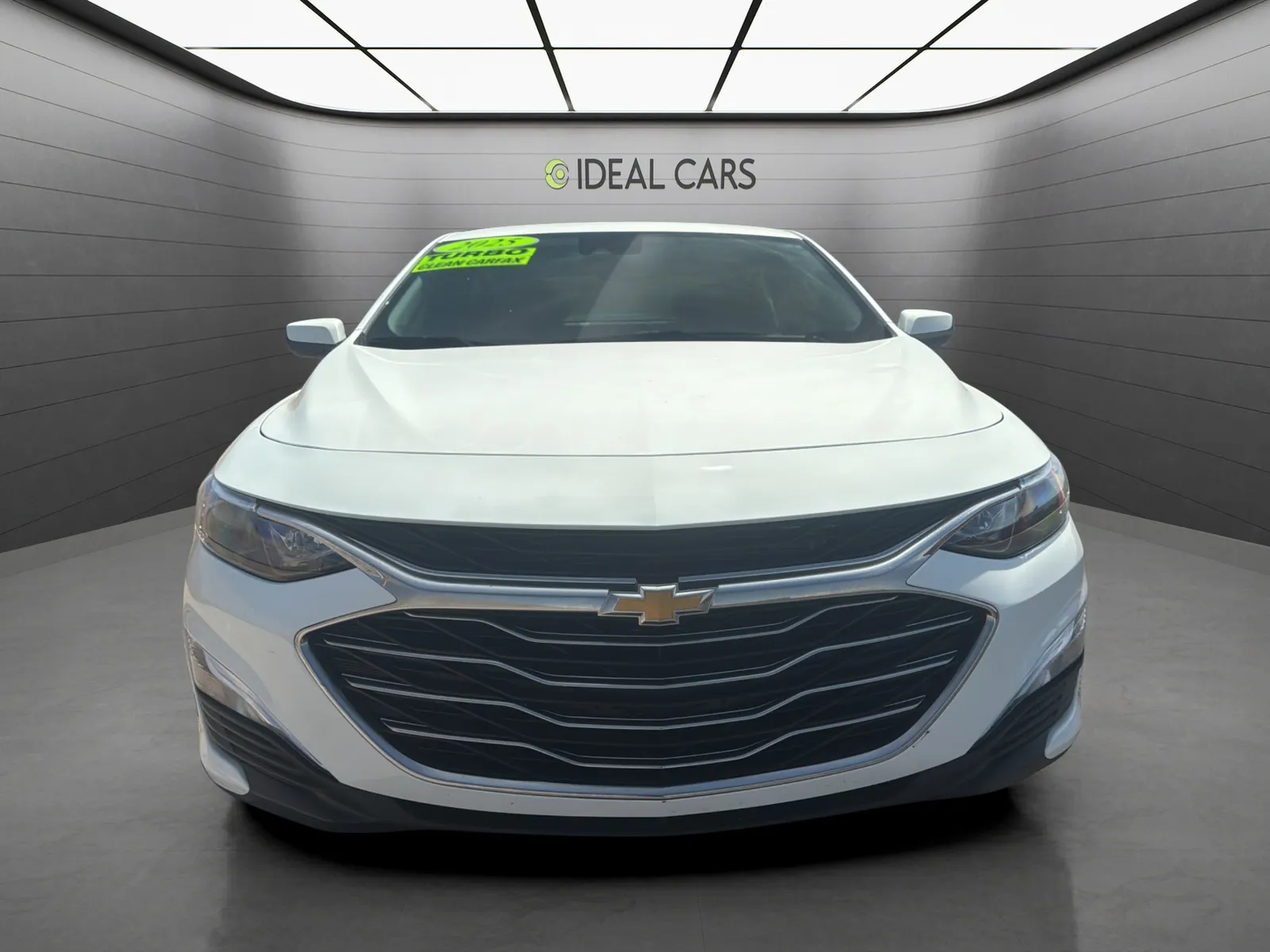 Chevrolet Malibu photo 2